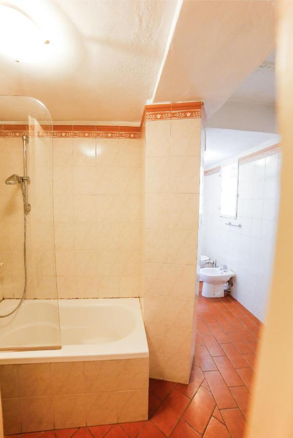 Traditional Apt Close To The Duomo - Private Yard! ฟลอเรนซ์ ภายนอก รูปภาพ